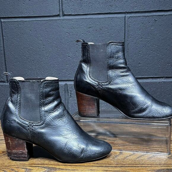 Frye Stella Black Leather Chelsea Ankle Boots Women’s 6 - Picture 2 of 8
